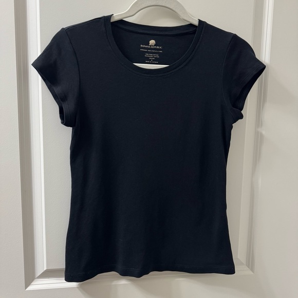 Banana Republic T-Shirt - Picture 1 of 4